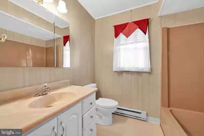 110 S 3rd Street, Emmaus, PA 18049 - Photo 19