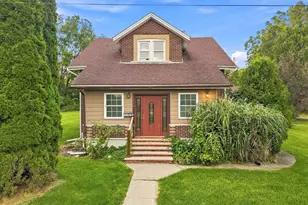 5136 McKinley Ave, Whitehall, PA 18052 - Photo 1