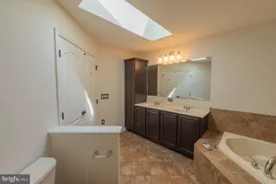 4480 Lenni Cir, Emmaus, PA 18049 - Photo 15