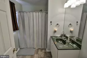 5016 Foxrun Ln, Whitehall, PA 18052 - Photo 53