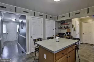 5016 Foxrun Ln, Whitehall, PA 18052 - Photo 21