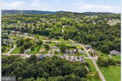 439 S Walnut Street, Slatington, PA 18080 - Photo 23