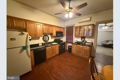 418 N 8th Street, Allentown, PA 18102 - Photo 17