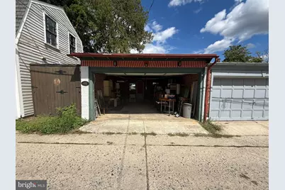 418 N 8th Street, Allentown, PA 18102 - Photo 3