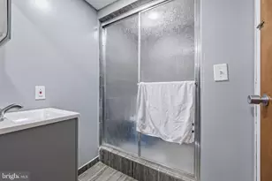 2421 W Greenleaf St, Allentown, PA 18104 - Photo 71
