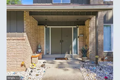 2421 W Greenleaf Street, Allentown, PA 18104 - Photo 5