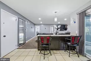 2421 W Greenleaf St, Allentown, PA 18104 - Photo 21