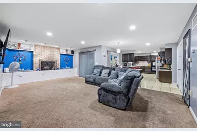 2421 W Greenleaf Street, Allentown, PA 18104 - Photo 23