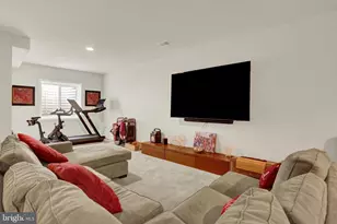 1814 Stang Dr, Allentown, PA 18104 - Photo 39