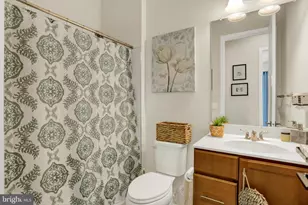 1814 Stang Dr, Allentown, PA 18104 - Photo 17