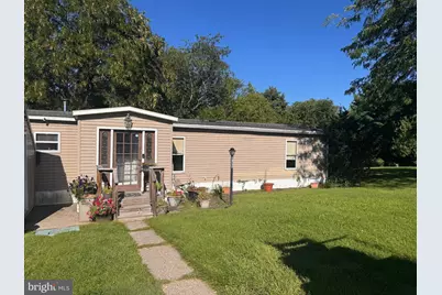 6175 Seanor Court, Slatington, PA 18080 - Photo 1
