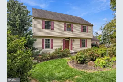 4454 Farm Drive, Allentown, PA 18104 - Photo 3