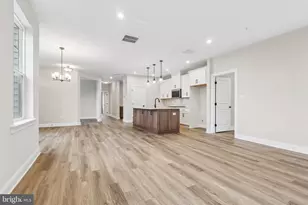 3110 Grantarthur Ct, Whitehall, PA 18052 - Photo 7