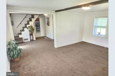 1464 Krocks Road S, Allentown, PA 18106 - Photo 5