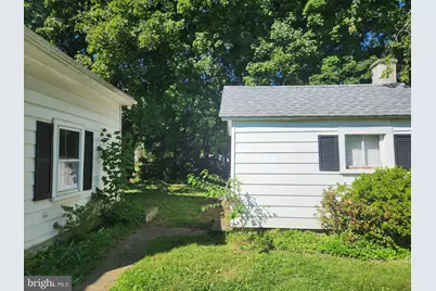 1464 Krocks Road S, Allentown, PA 18106 - Photo 11