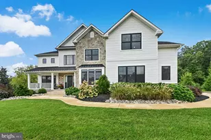2505 Stonewall Dr, Center Valley, PA 18034 - Photo 3