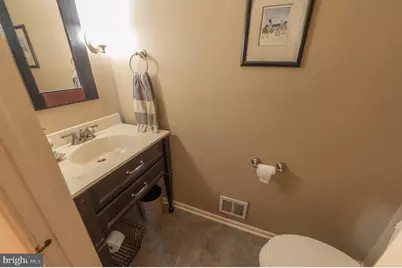 1063 Manor Drive, Allentown, PA 18103 - Photo 13
