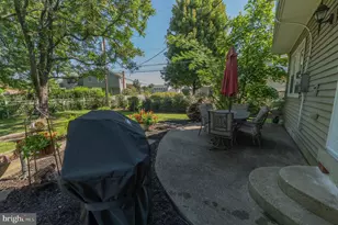 1063 Manor Dr, Allentown, PA 18103 - Photo 27