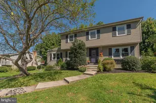 1063 Manor Dr, Allentown, PA 18103 - Photo 1