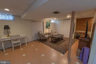 1063 Manor Dr, Allentown, PA 18103 - Photo 23