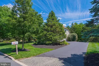 6958 Lehigh Court, Allentown, PA 18106 - Photo 7