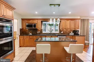 2210 Greenwood Rd, Allentown, PA 18103 - Photo 7