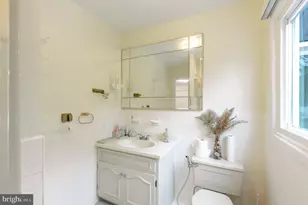 2210 Greenwood Rd, Allentown, PA 18103 - Photo 49