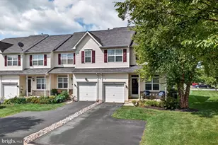 1078 King Way, Breinigsville, PA 18031 - Photo 3