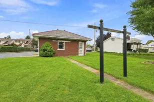 404 N 3rd St, Emmaus, PA 18049 - Photo 37