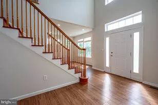 1035 Jervin Dr, Allentown, PA 18104 - Photo 3