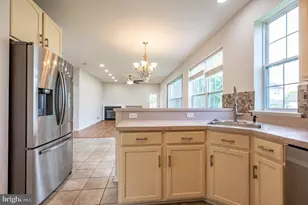 1035 Jervin Dr, Allentown, PA 18104 - Photo 15