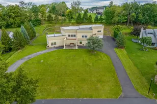 2224 Meadow Brook Dr, Schnecksville, PA 18078 - Photo 85