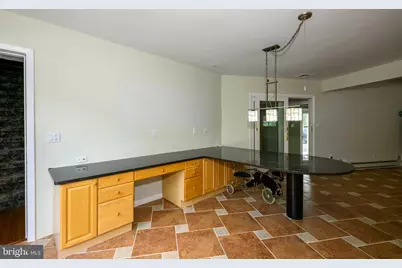 2224 Meadow Brook Drive, Schnecksville, PA 18078 - Photo 21
