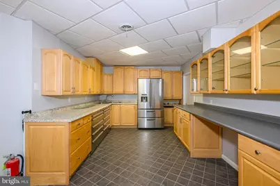 2224 Meadow Brook Drive, Schnecksville, PA 18078 - Photo 17