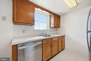 1902 W Walnut Street W, Allentown, PA 18104 - Photo 9