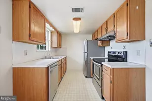 1902 W Walnut Street W, Allentown, PA 18104 - Photo 7