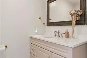 1551 Duxbury Ct, Allentown, PA 18104 - Photo 13