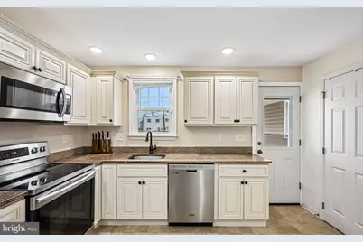860 N Irving Street, Allentown, PA 18109 - Photo 7