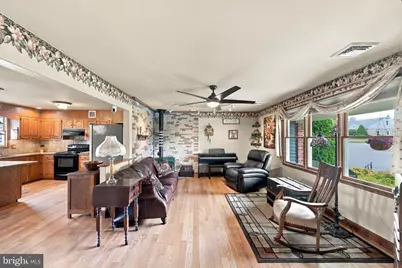 5207 Tilghman Street, Coopersburg, PA 18036 - Photo 9