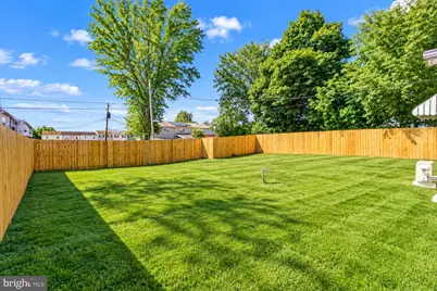 350 Maple Street, Whitehall, PA 18052 - Photo 9