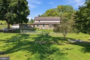 1255 Clearview Rd, Coplay, PA 18037 - Photo 9
