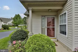 6522 Letterkenny Ln, Macungie, PA 18062 - Photo 9