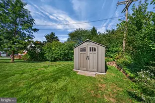 619 Parkway Rd, Allentown, PA 18104 - Photo 39