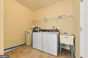 5086 Valley Stream Ln, Macungie, PA 18062 - Photo 19
