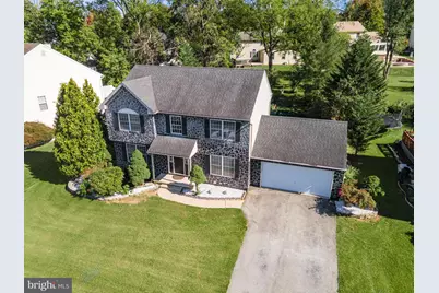 932 Pennsylvania Street, Whitehall, PA 18052 - Photo 3