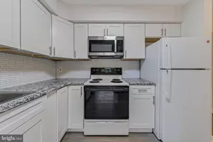 65 W Chestnut St, Macungie, PA 18062 - Photo 11