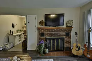 319 S Ott St, Allentown, PA 18104 - Photo 17