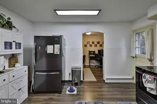 319 S Ott St, Allentown, PA 18104 - Photo 27