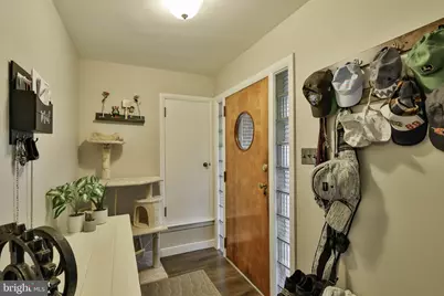 319 S Ott Street, Allentown, PA 18104 - Photo 9