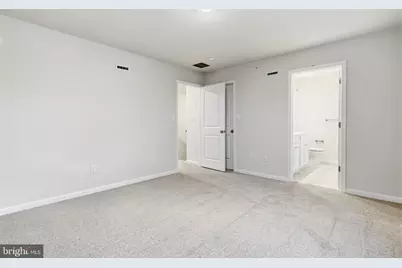 1078 Meadowlark Drive, Fogelsville, PA 18051 - Photo 17
